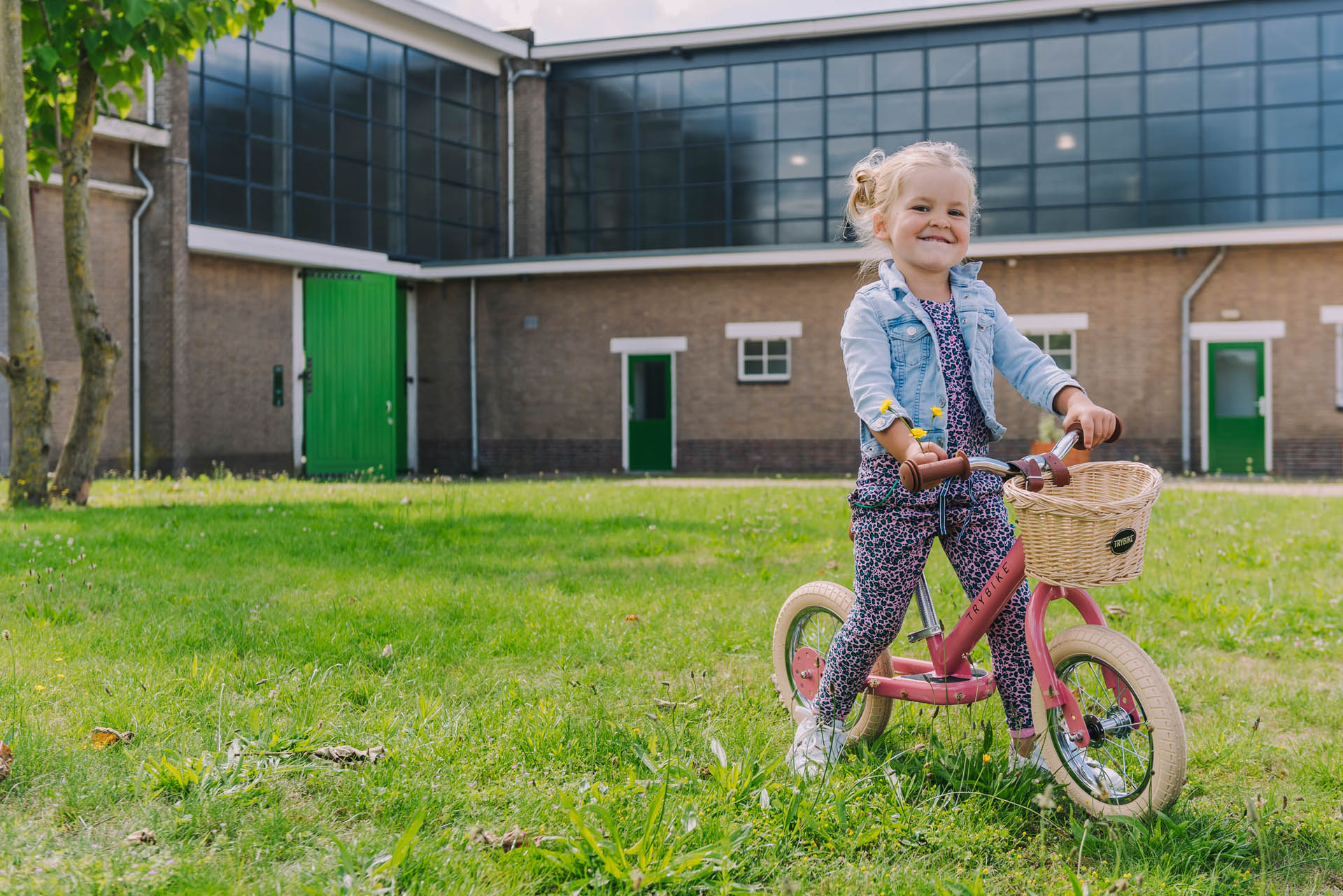 Trybike Pierwszy rowerek trójkołowy dziecięcy biegowy 2w1 różowy matowy 