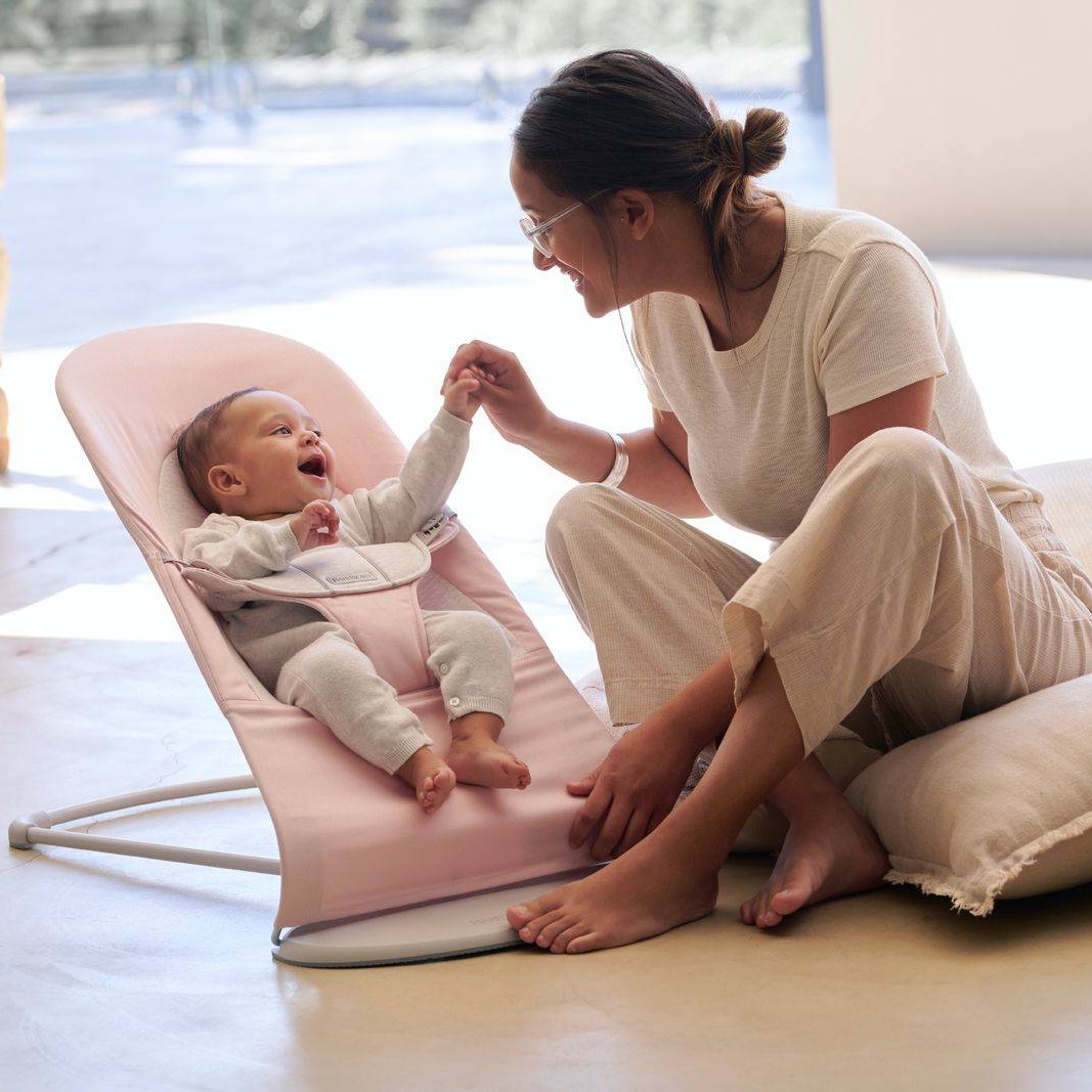 BabyBjorn Leżaczek Balance Soft Cotton Jasny Różowy/Szary 0-24m