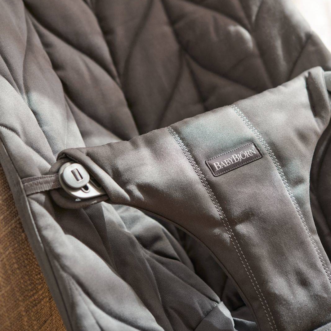 BabyBjorn Leżaczek Bliss Cotton Antracyt 0-2 lata