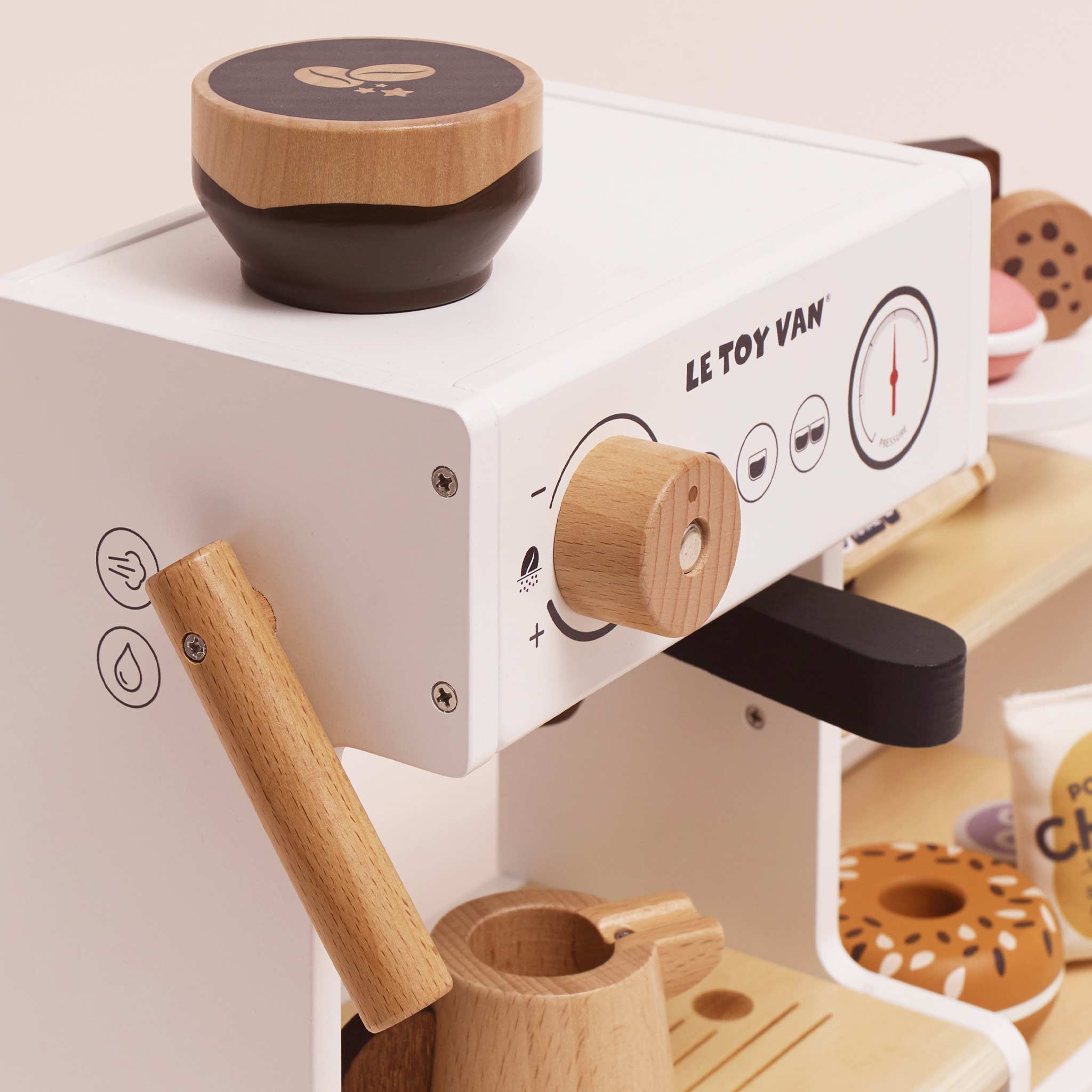 Drewniana kawiarnia dla dzieci (zestaw do zabawy w sklep i odgrywanie ról) | Le Toy Van