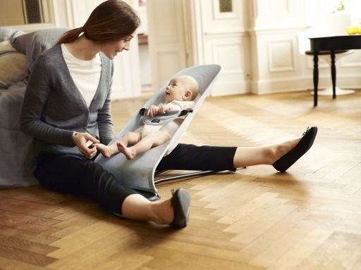 BabyBjorn, leżaczek BALANCE SOFT MESH - Srebrny / Biały