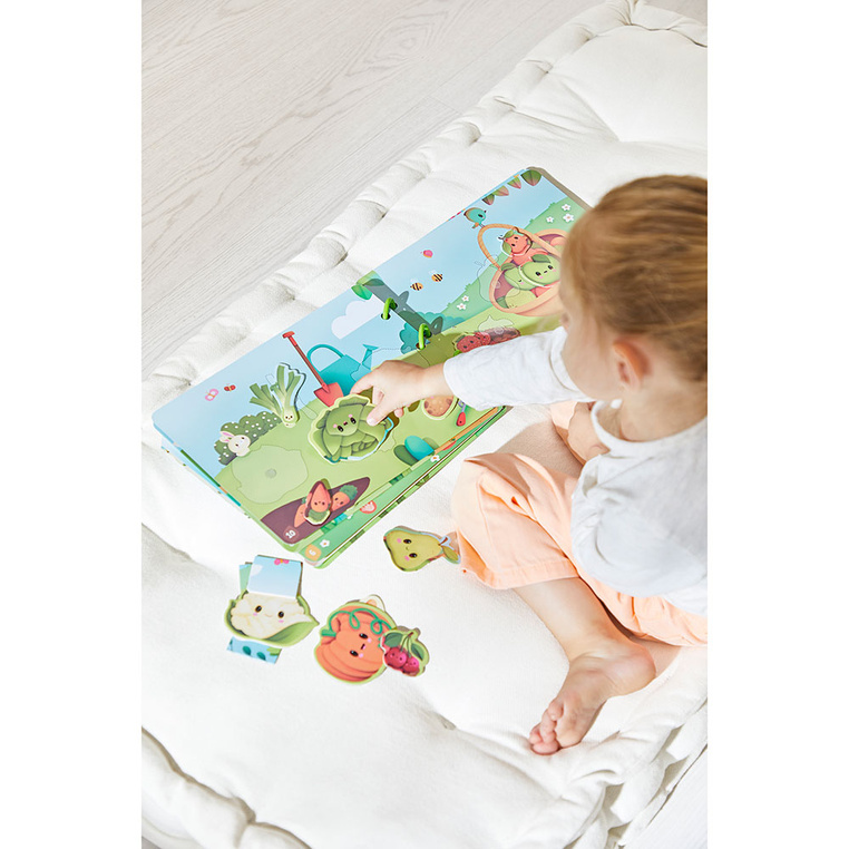 Janod Busy Book Farma Książeczka Edukacyjna Sensoryczna 3+