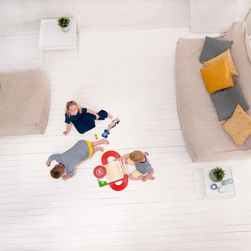 Scratch Garaż Drewniany z Windą 3+