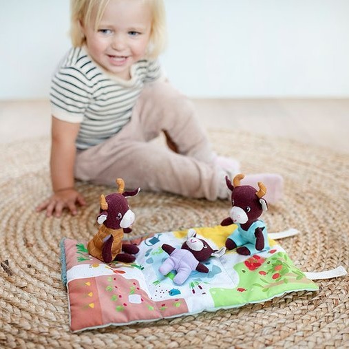 Lilliputiens Krówka Rosalie Przytulanki z Matą 2+ | Fabryka Wafelków