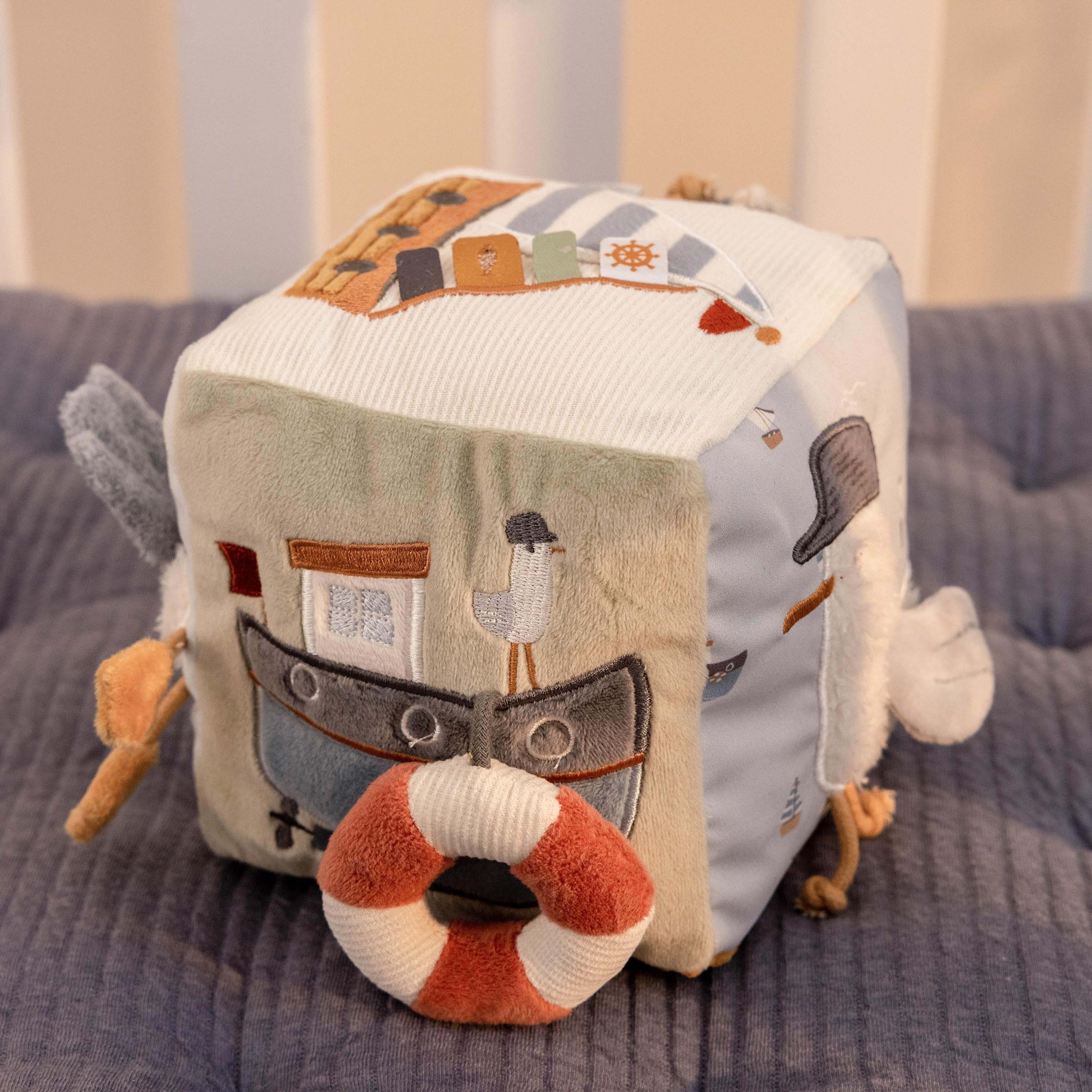 Little Dutch Kostka Aktywizująca Sailors Bay 6m+