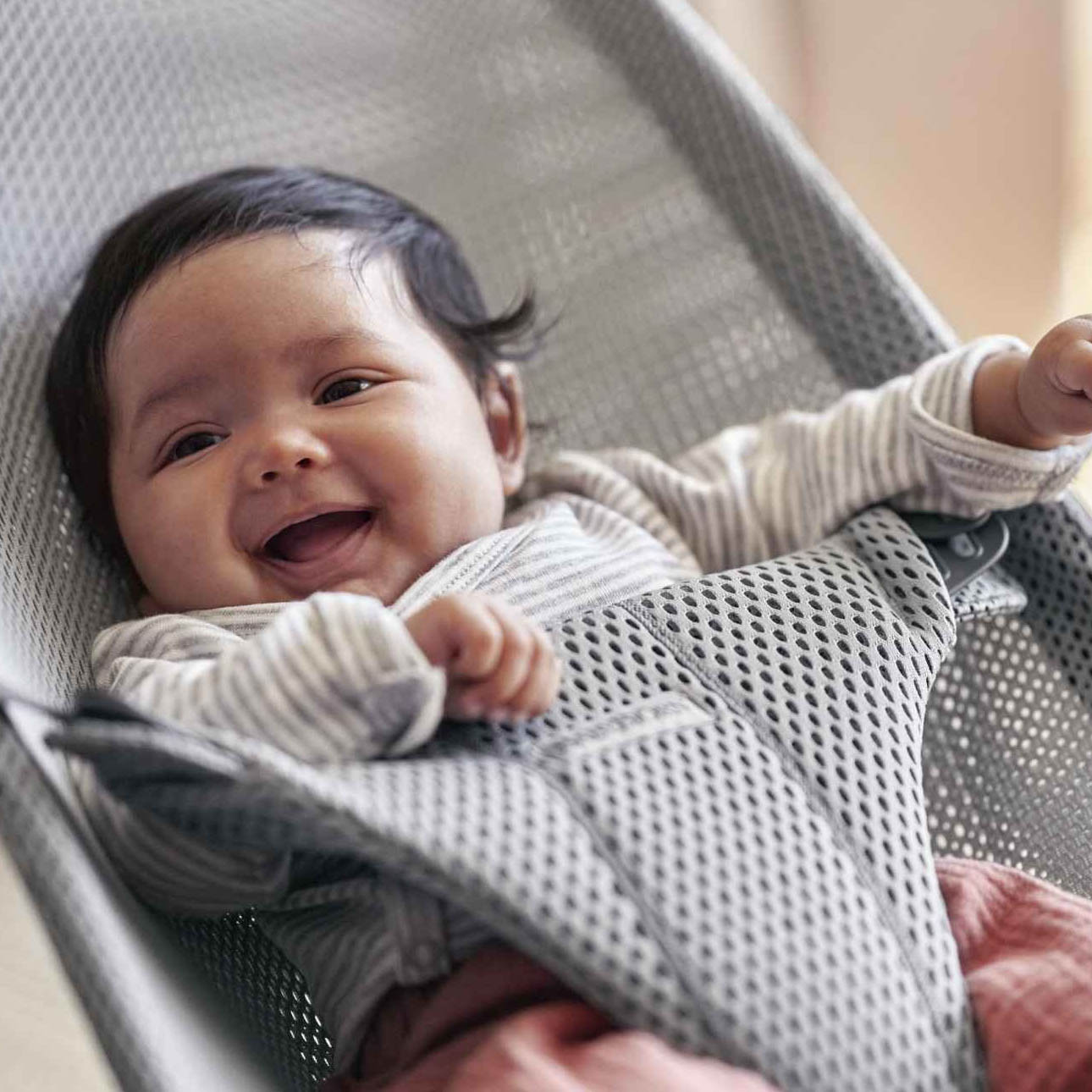 BabyBjorn Leżaczek BLISS MESH - Szary 0+