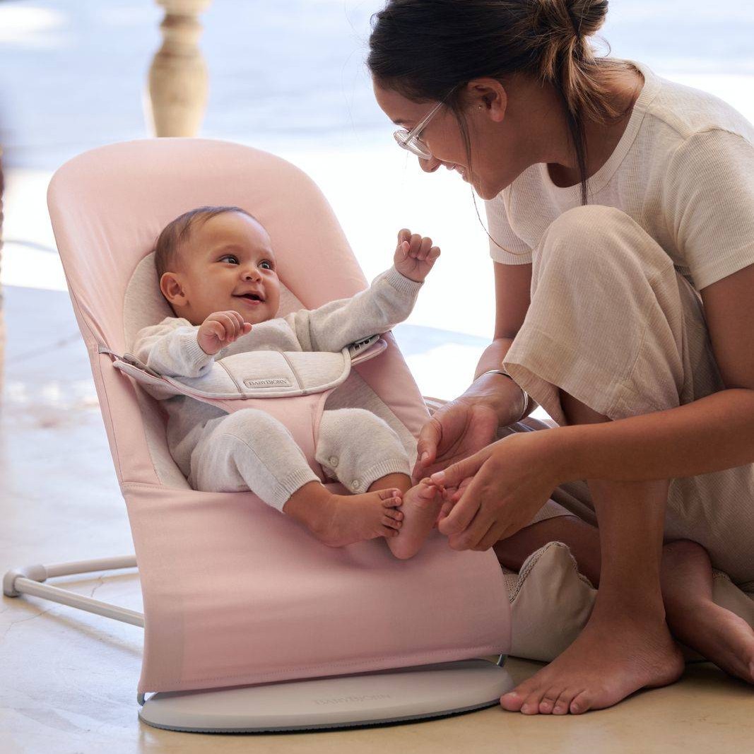 BabyBjorn Leżaczek Balance Soft Cotton Jasny Różowy/Szary 0-24m