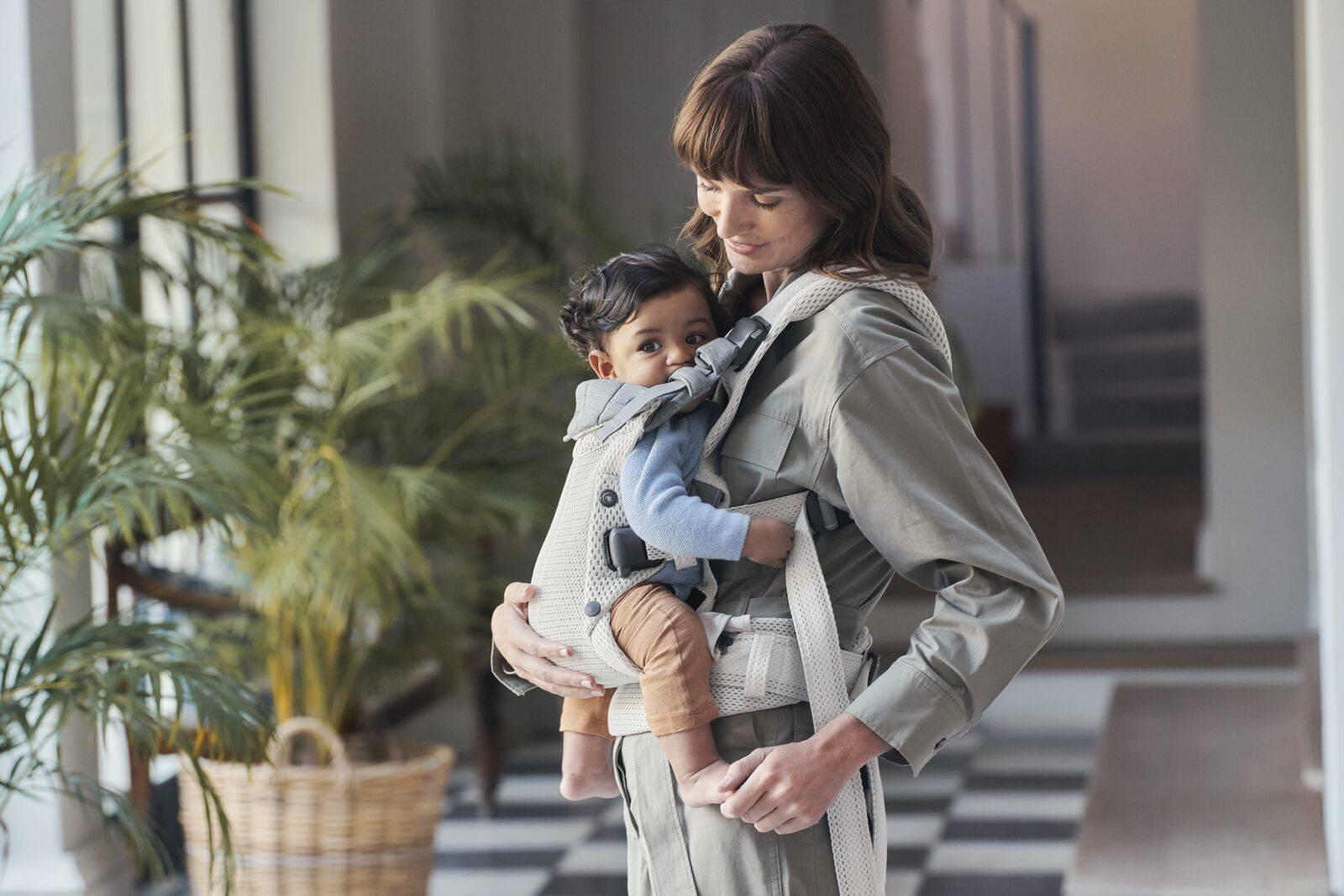 BabyBjorn Nosidełko Harmony 3D Mesh Kremowe 0–3