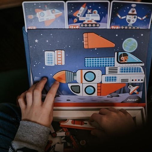 Janod Magnetibook Układanka Magnetyczna Kosmos 3+