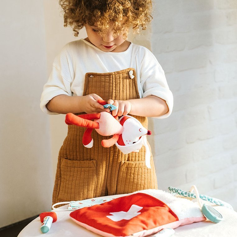 Lilliputiens, Torba lekarska z przytulanką i 6 akcesoriami Lisiczka Alice 18 m+