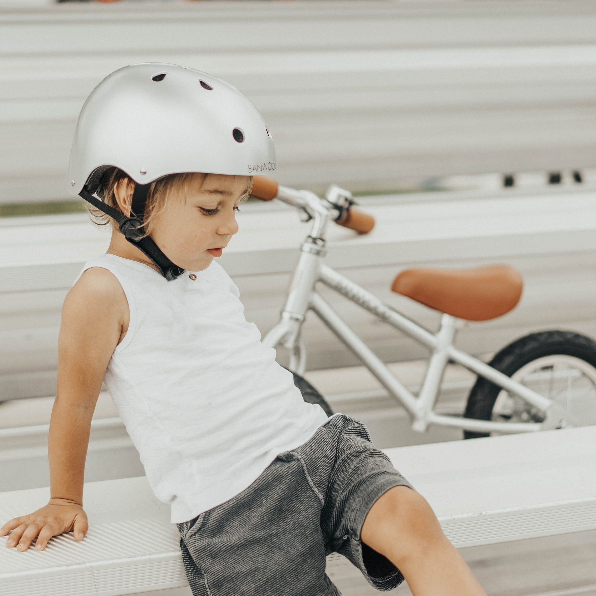 Banwood Kask Rowerowy Sky Dzieci 3-8 lat