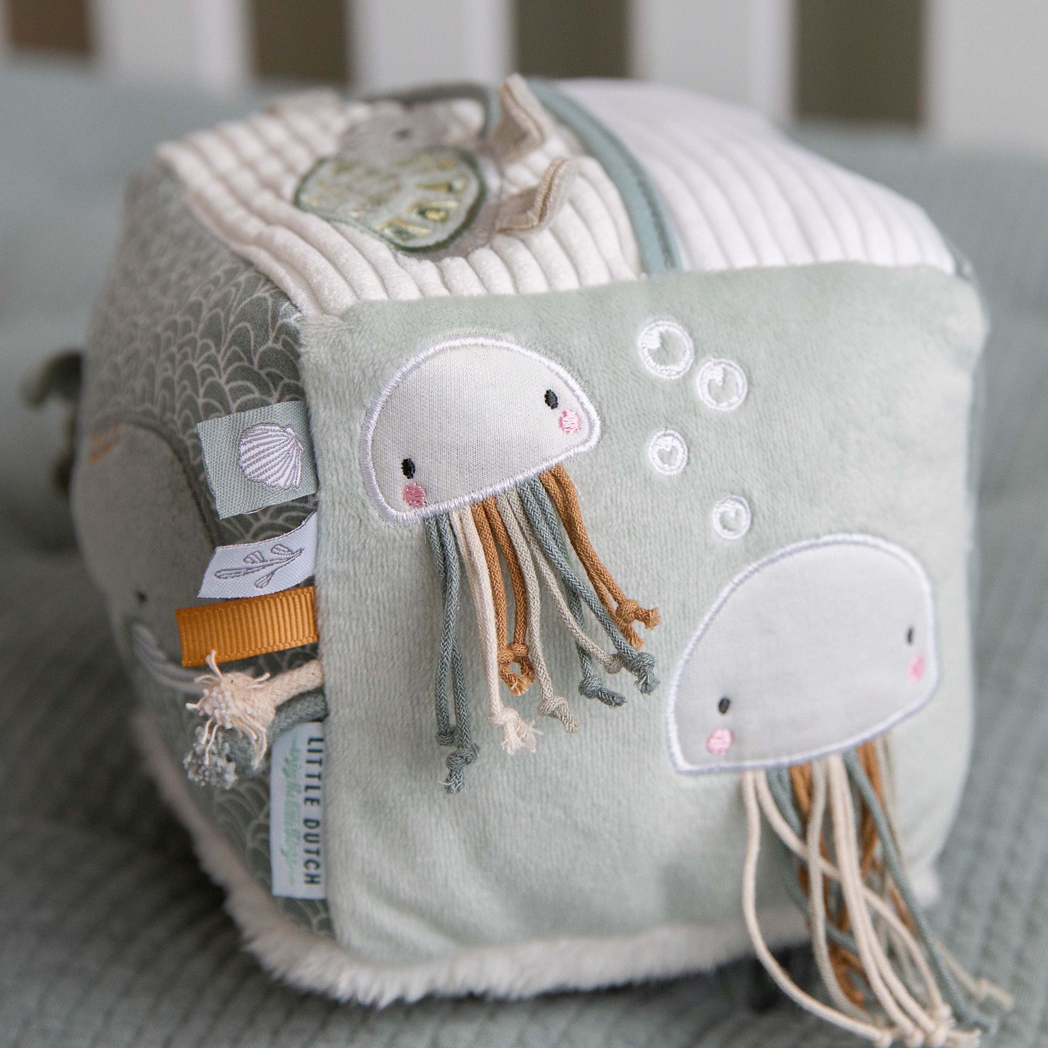 Little Dutch Kostka aktywizująca Ocean Mięta 0+