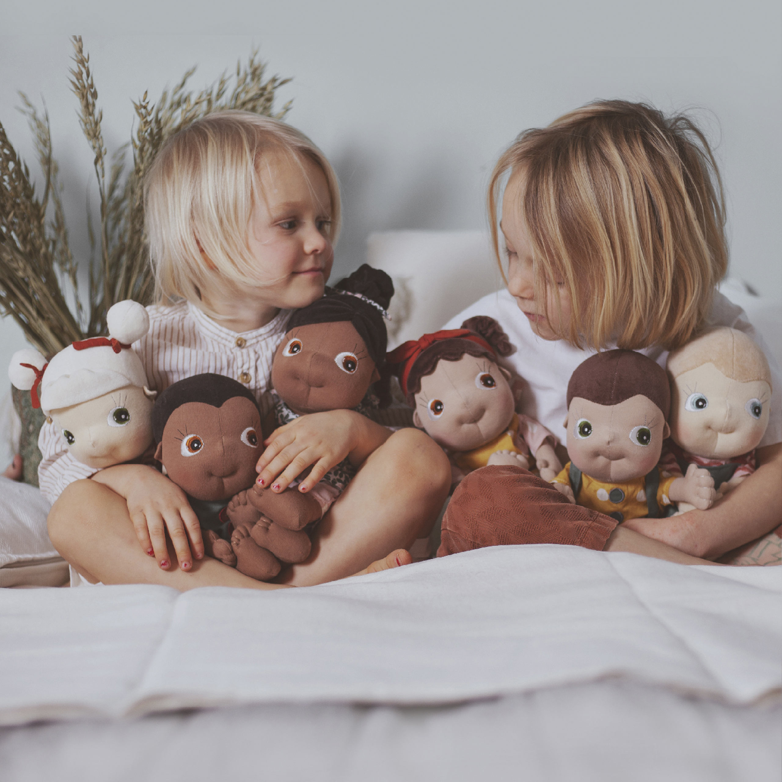 Miękka lalka z termoforem Summer Tummies – ekologiczna | Rubens Barn