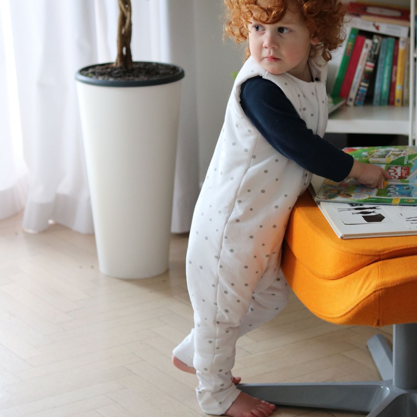 Sleepee Śpiworek z nóżkami Szare/Czarne Kropki M (3-4 lata)