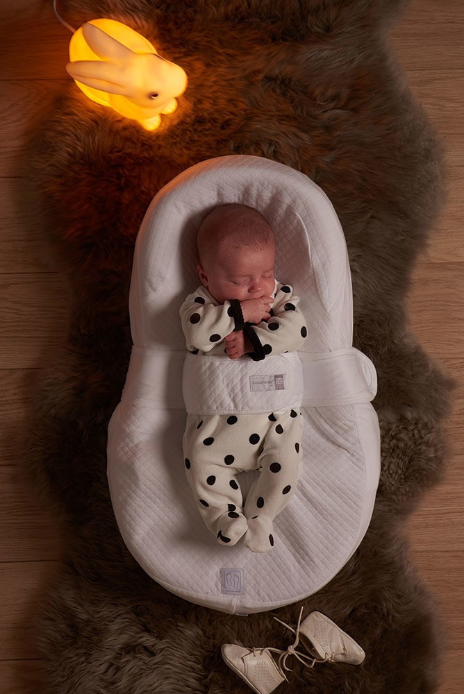 Red Castle, ergonomiczny materac dla niemowląt Cocoonababy,