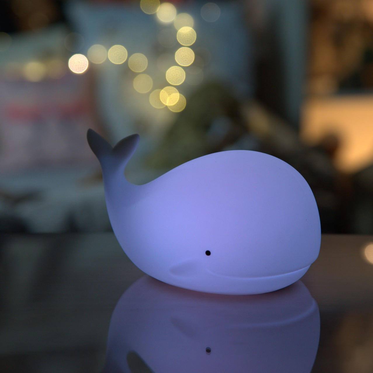 Rabbit&Friends, Lampka Wieloryb z pilotem