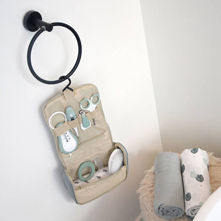 Beaba Kosmetyczka z akcesoriami Sage green 0+