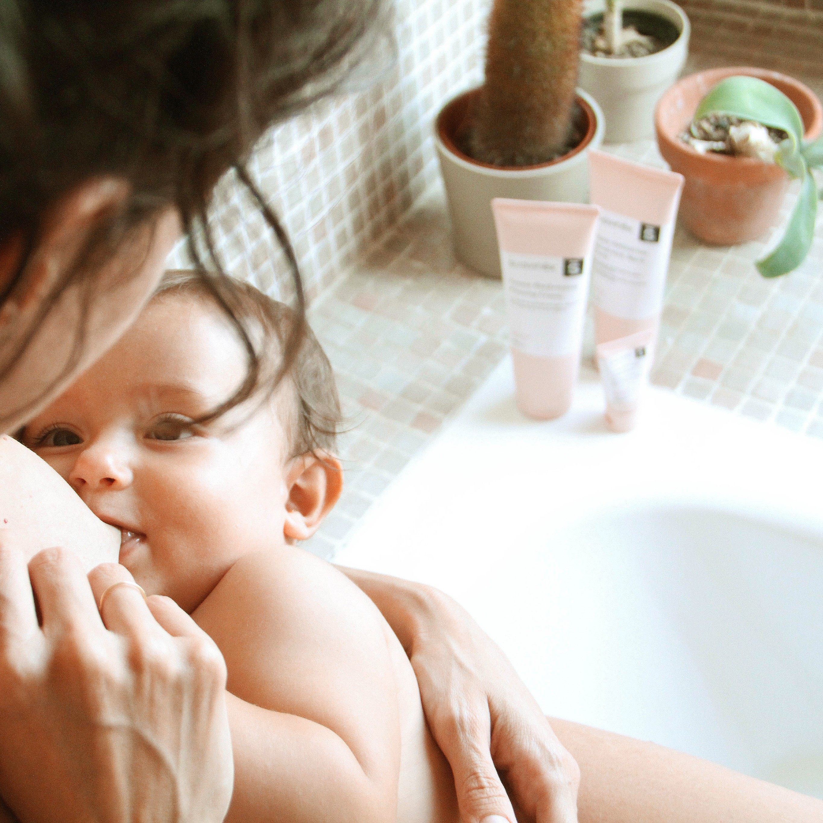 Suavinex Ujędrniający Krem do Ciała 250ml | Po ciąży