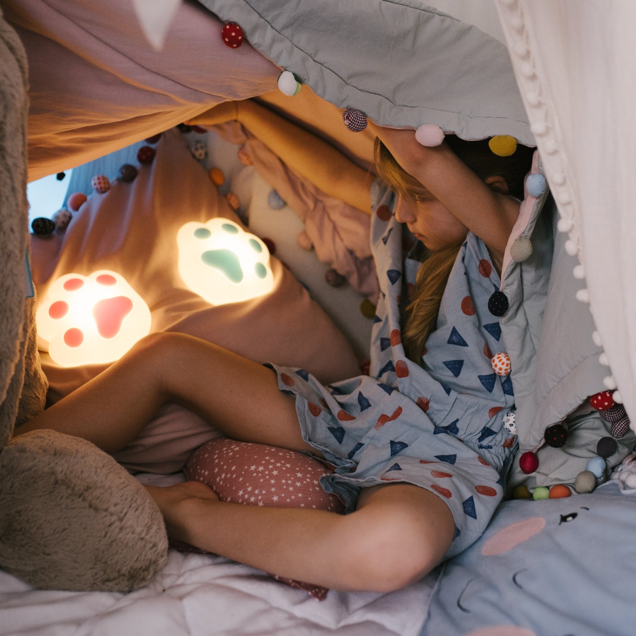 Rabbit&Friends, Łapka lampka silikonowa niebieska