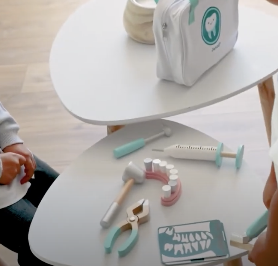 Janod Zestaw Dentysty 9 akcesoriów 3+