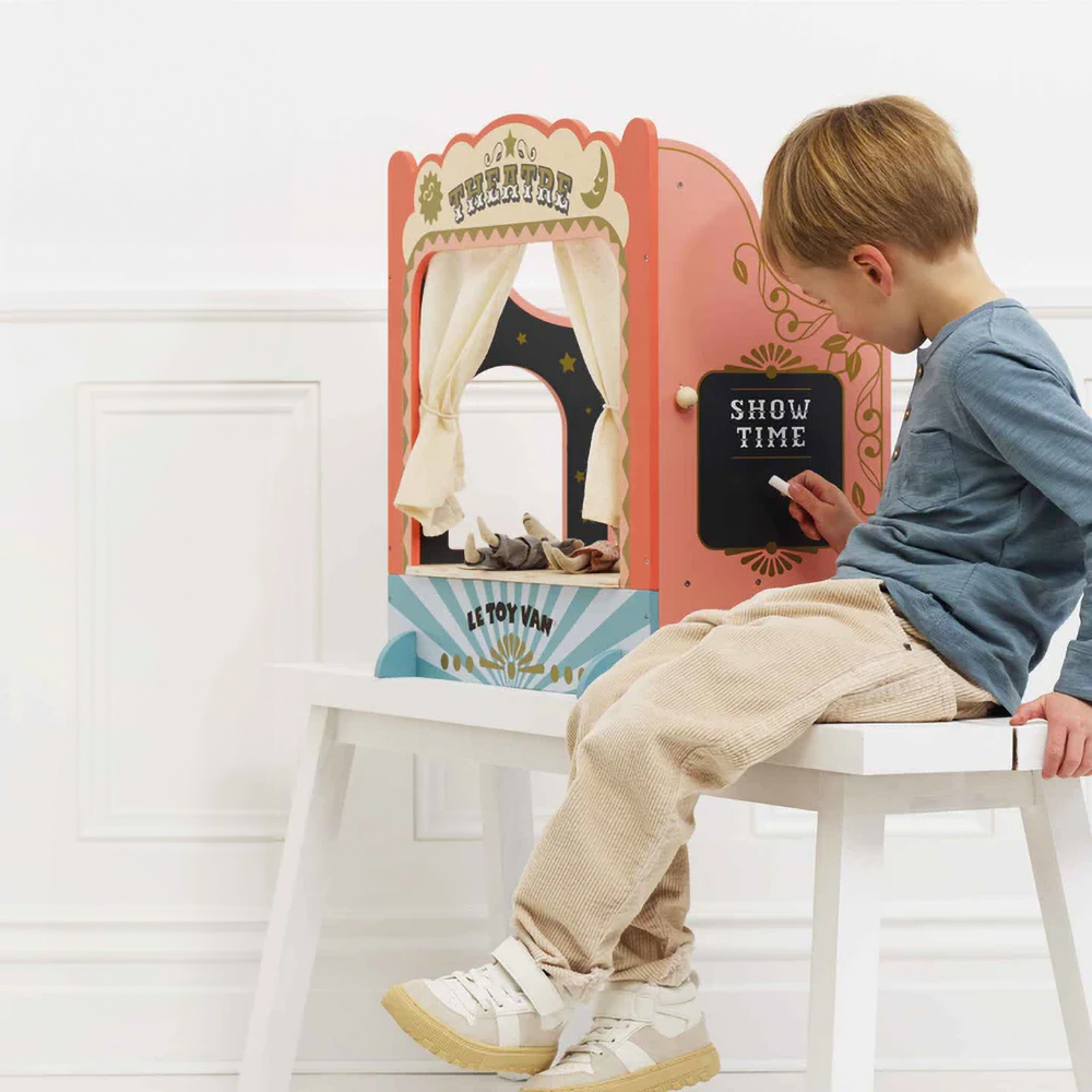 Le Toy Van – Drewniany teatr lalek FSC dla dzieci 3+