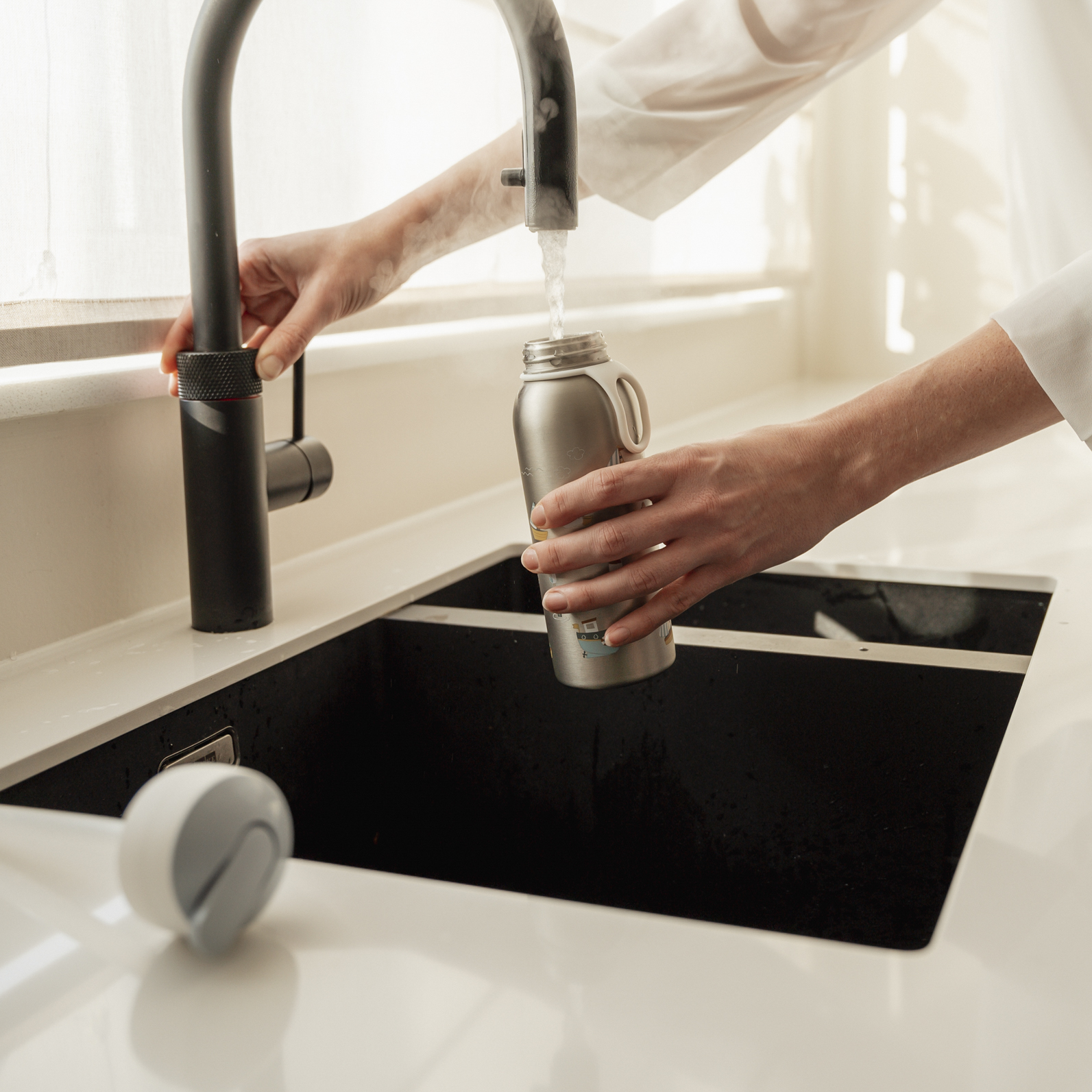 Little Dutch,  Bidon termiczny 350 ml Flowers & Butterflies