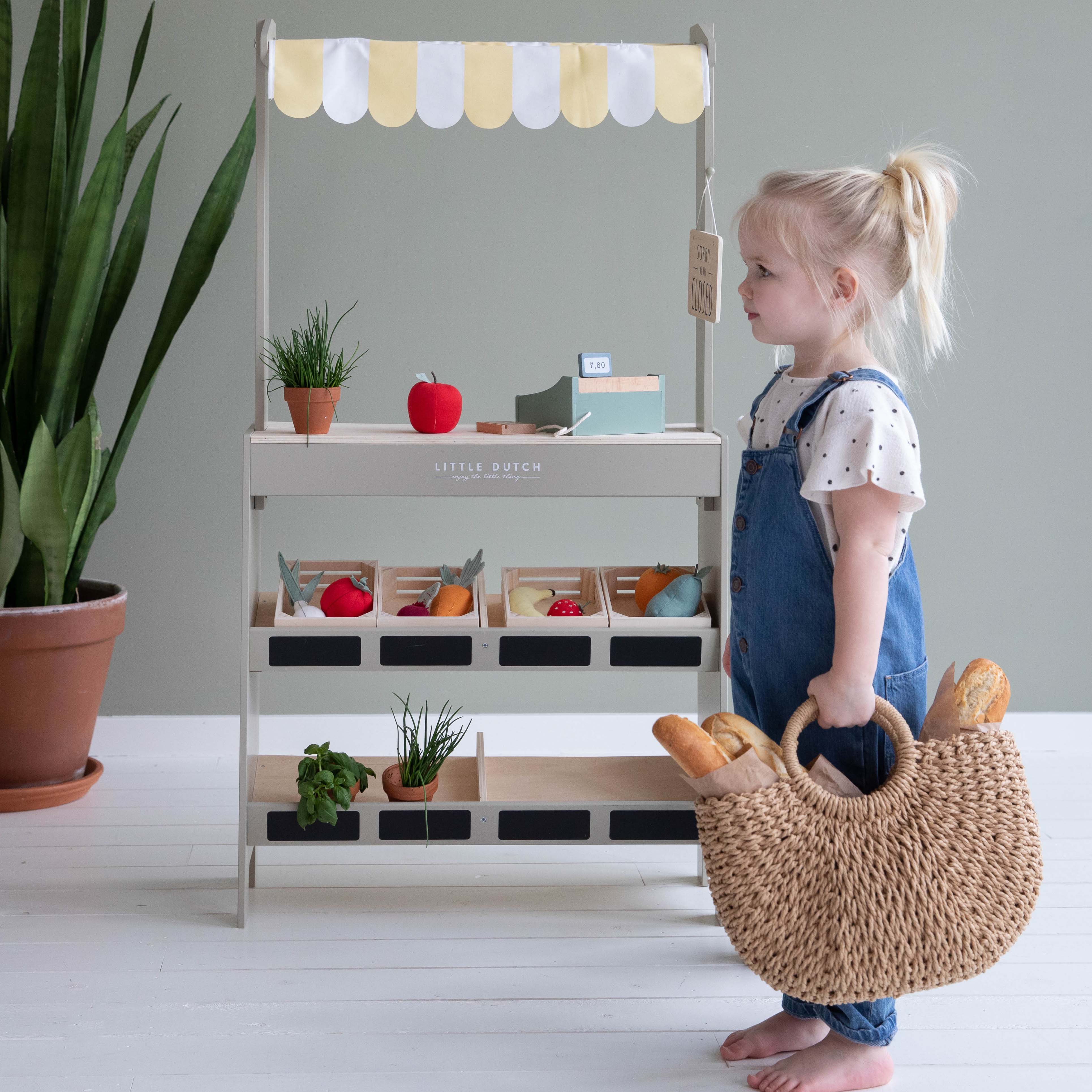 Little Dutch,  Drewniany Stragan