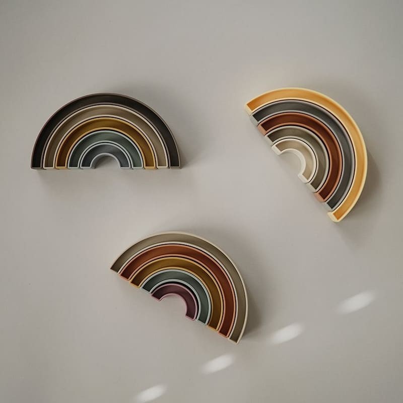 Mushie Tęcza - Rainbow Sol 6m+