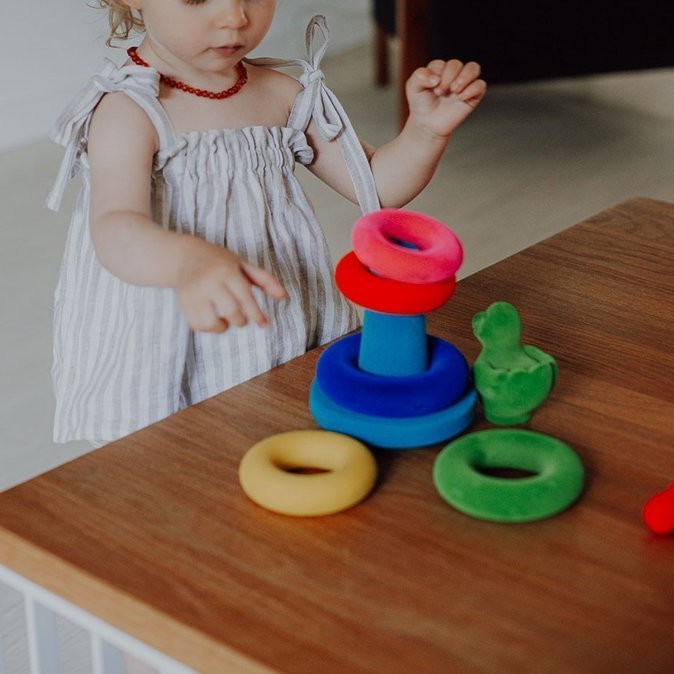 Rubbabu Piramida Sensoryczna z Piłką 1+