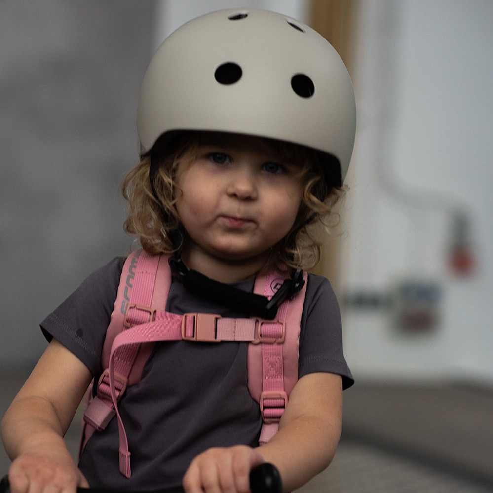 Scootandride Kask S-M Ash 3+