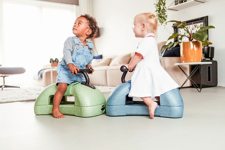 SCOOTANDRIDE My First Ewolucyjny jeździk pchacz 3w1 6 m+ Steel