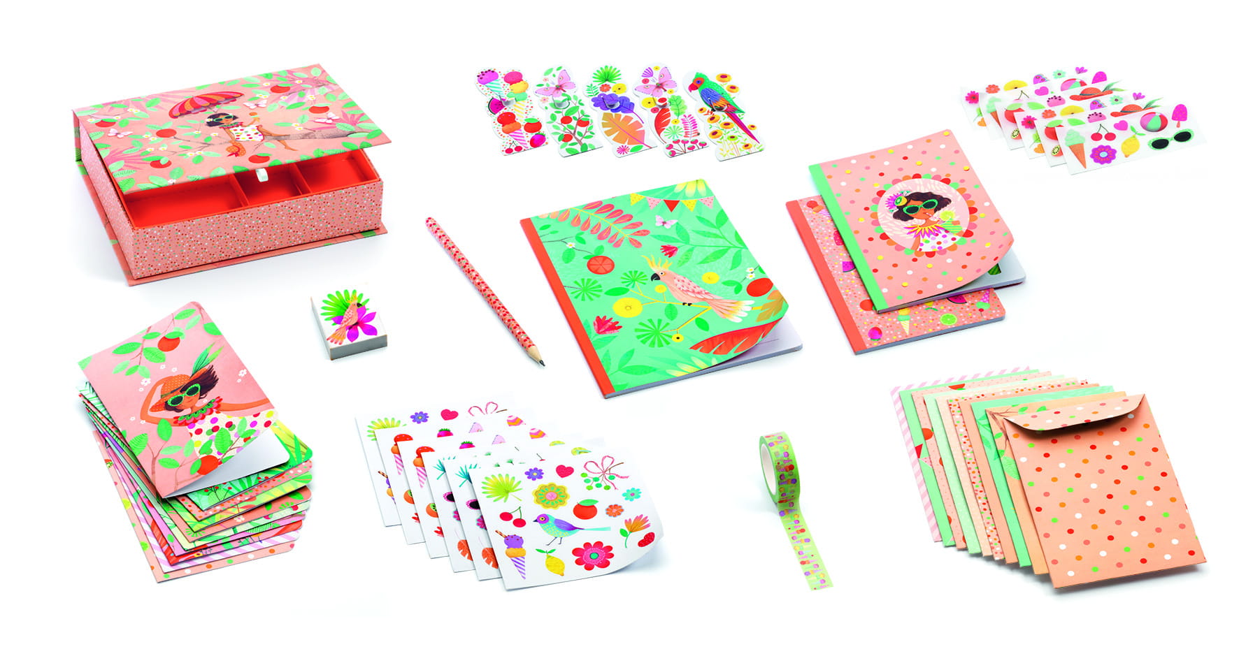 Djeco Kuferek z papierniczym zestawem MARIE 6+ | Fabryka Wafelków