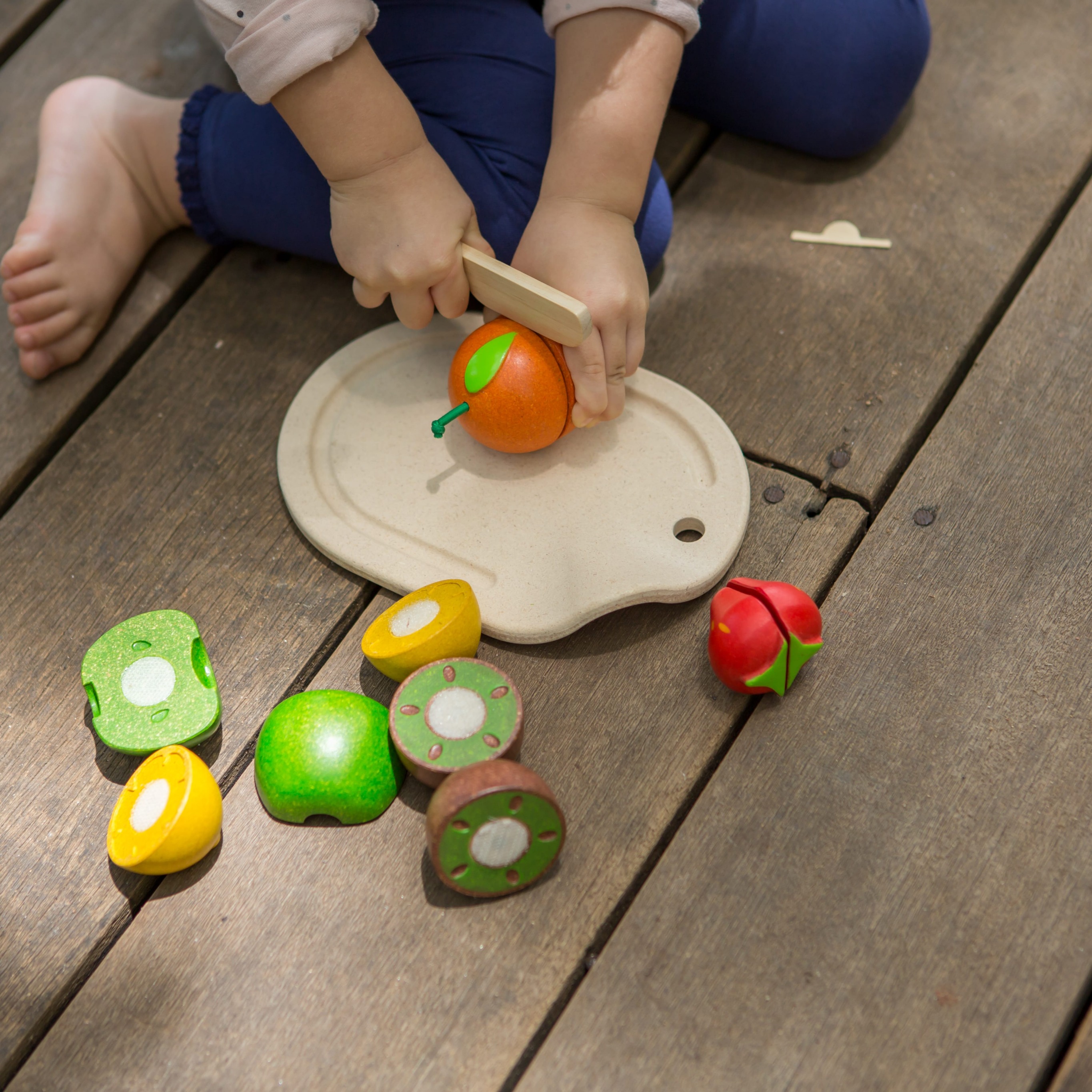 Plan Toys Owoce z Deską do Krojenia 12 el. 3+