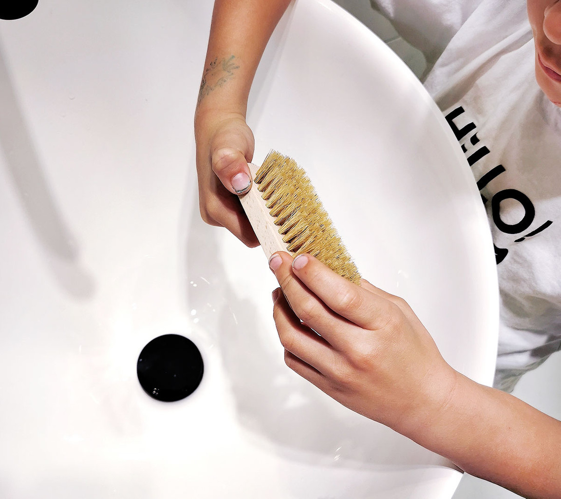 Lullalove Szczoteczka do paznokci naturalna dla dzieci i dorosłych