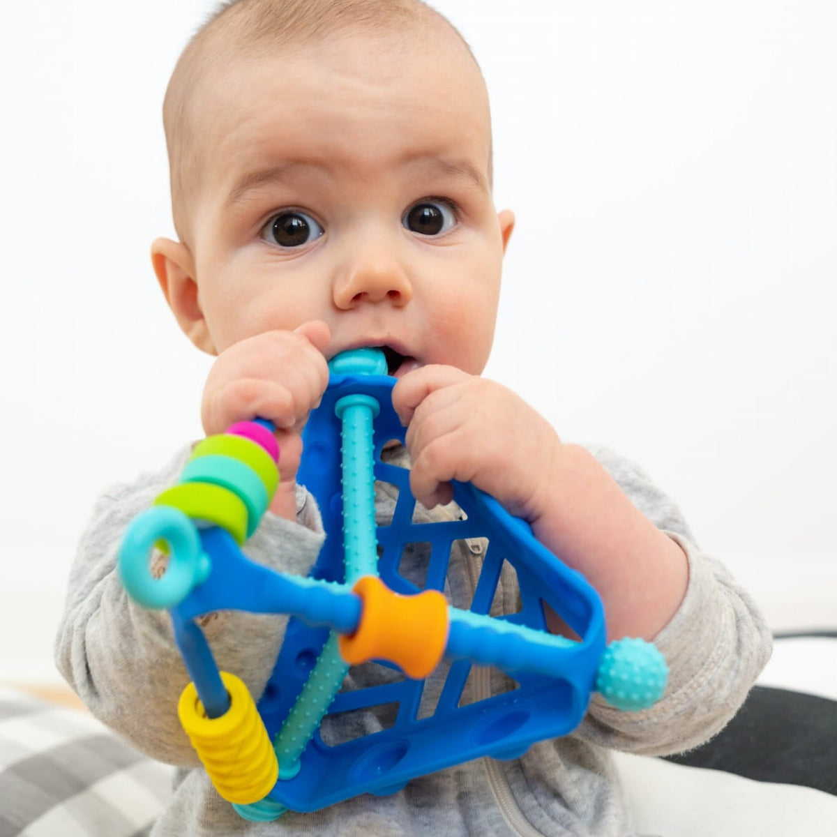 Mobi Piramidka Sensoryczna Wigloo 6m+