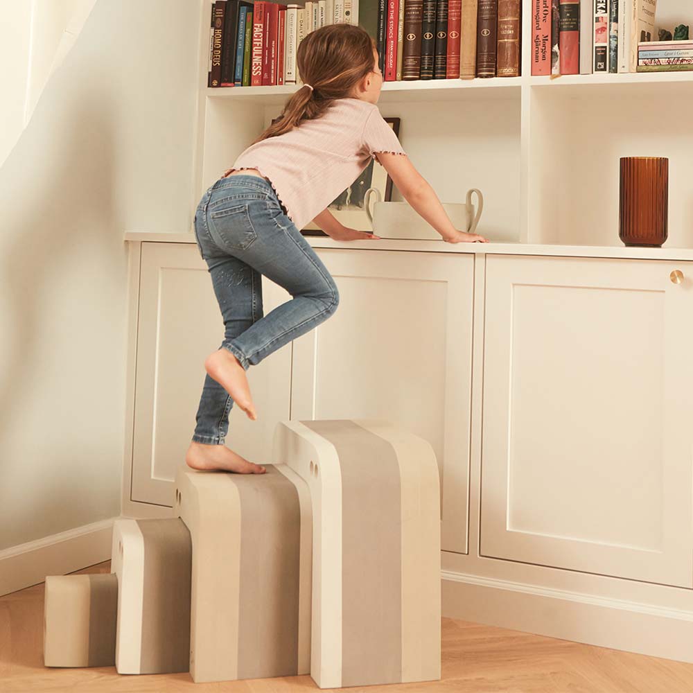 Mrówkojad zabawka sensoryczna dla dzieci Sand Grey| bObles