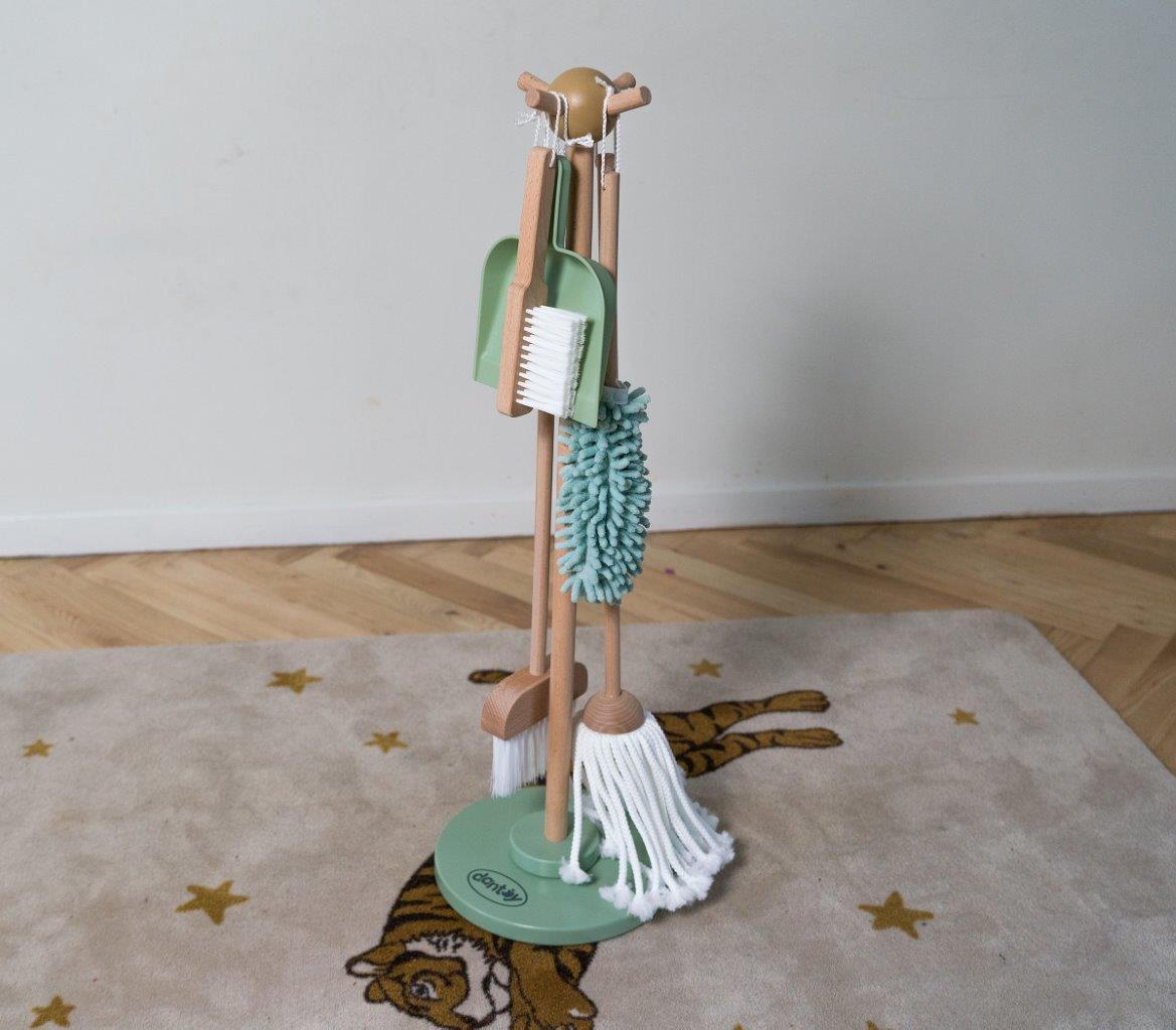 DANTOY Drewniany zestaw do sprzątania 