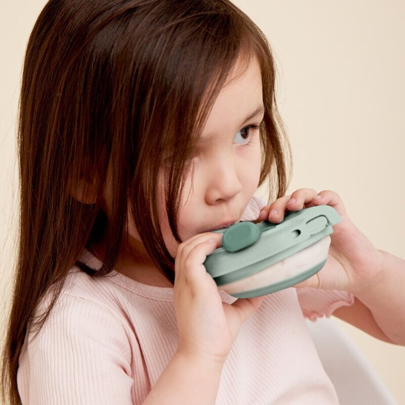 B.Box, Silikonowa miseczka z pokrywką do karmienia niemowląt i dzieci fill and feed