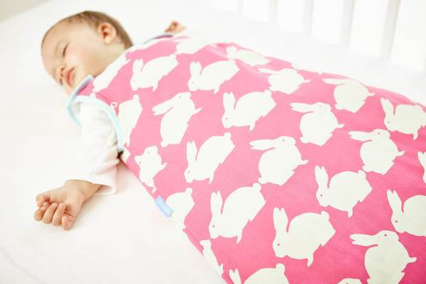 Gro Company Śpiworek Anorak Kissing Bunnies 1.0 tog 18-36 m