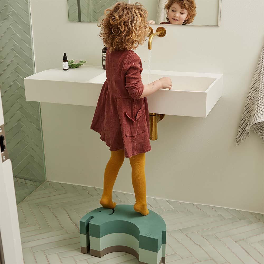 Zabawka ruchowa wspierająca sensorykę i motorykę Słoń bObles M Green haze