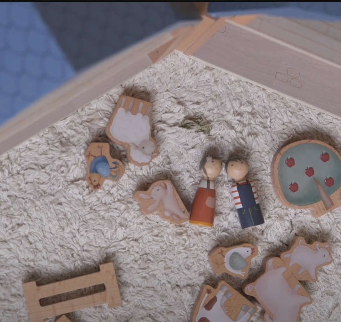 Little Dutch Domek Stodoła Little Farm z figurkami 2+