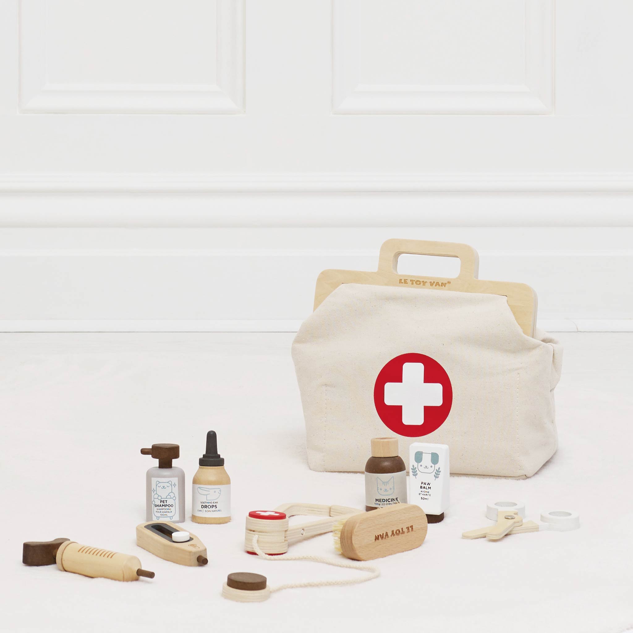 Le Toy Van – Drewniany zestaw lekarza weterynarza FSC dla dzieci 3+