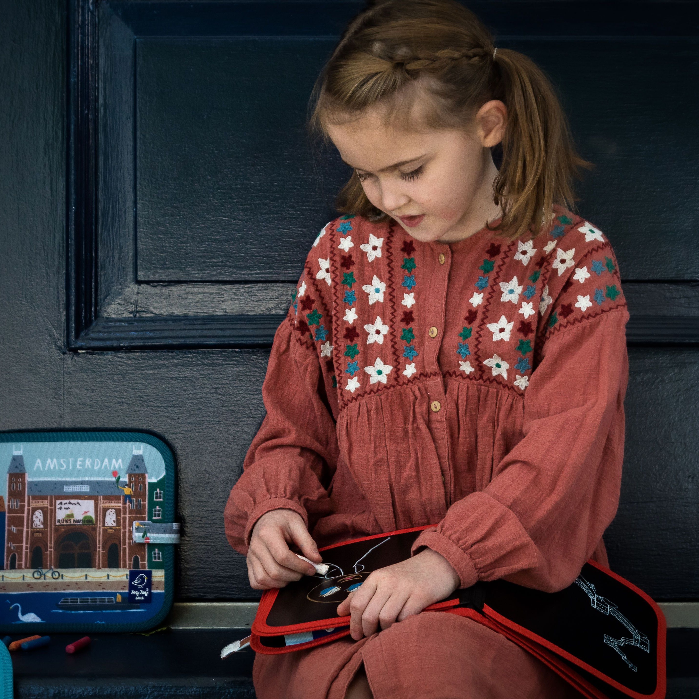 Jaq Jaq Bird Color It Book Amsterdam - Kolorowanka Wielokrotnego Użytku 3+