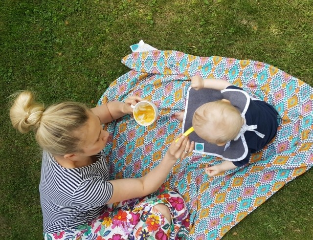 Pink no more Śliniak Gigant 2 szt. Biały/Grafitowy