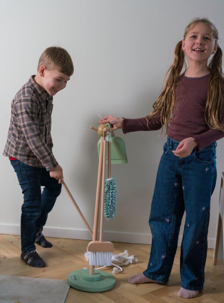 DANTOY Drewniany zestaw do sprzątania 