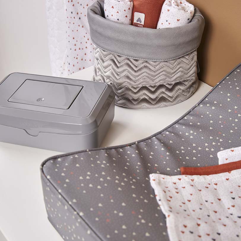 Bebe-Jou Przewijak Hearts 70x50 cm | Od urodzenia