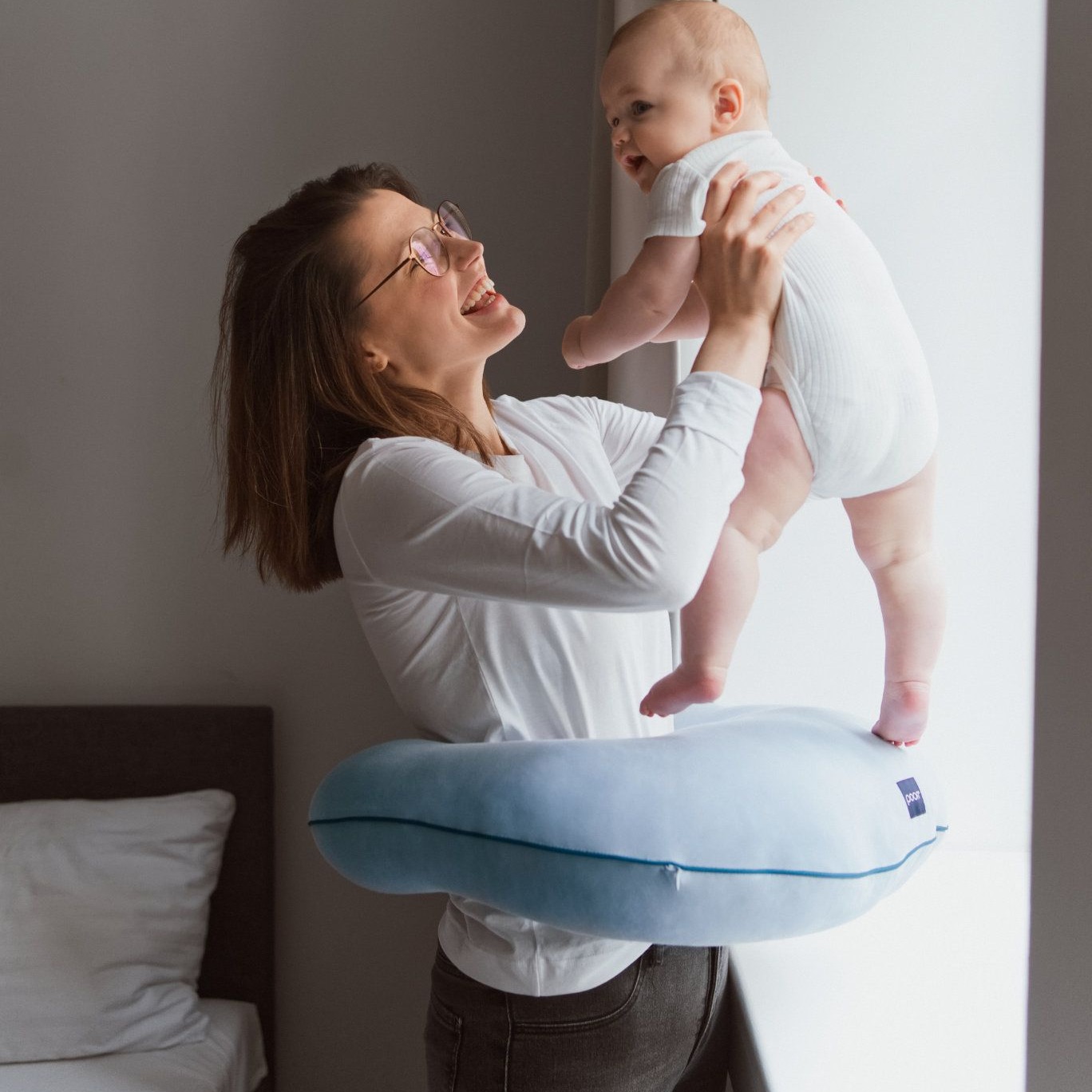 Poofi Poduszka do karmienia Organic dusty blue