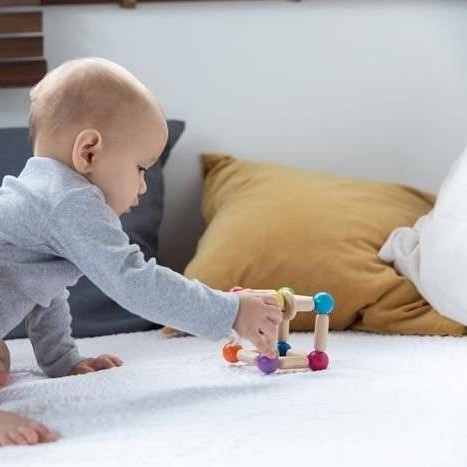 Plan Toys Grzechotka Kwadratowa 6m+