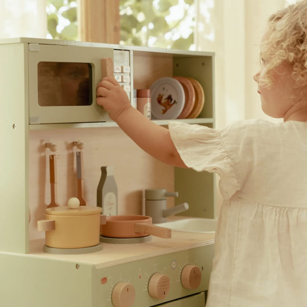 Little Dutch – Drewniana Kuchnia Miętowa FSC – kuchnia dla dzieci 3+