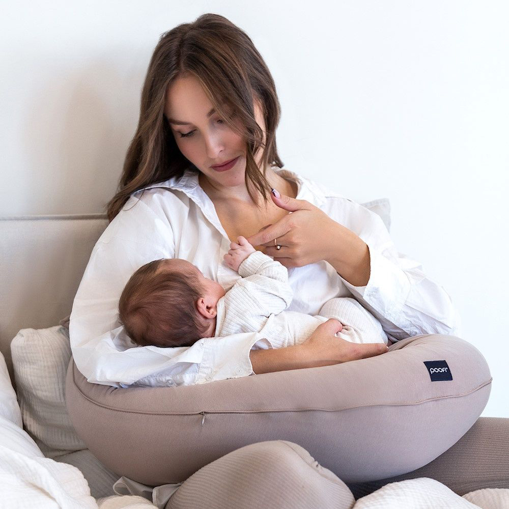 Poofi Poduszka do karmienia Czekolada 3m+
